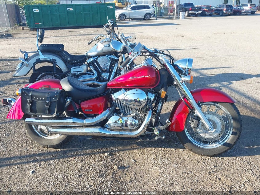 HONDA VT750 2011