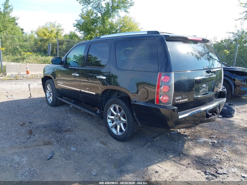 2009 GMC YUKON DENALI auction photo 3