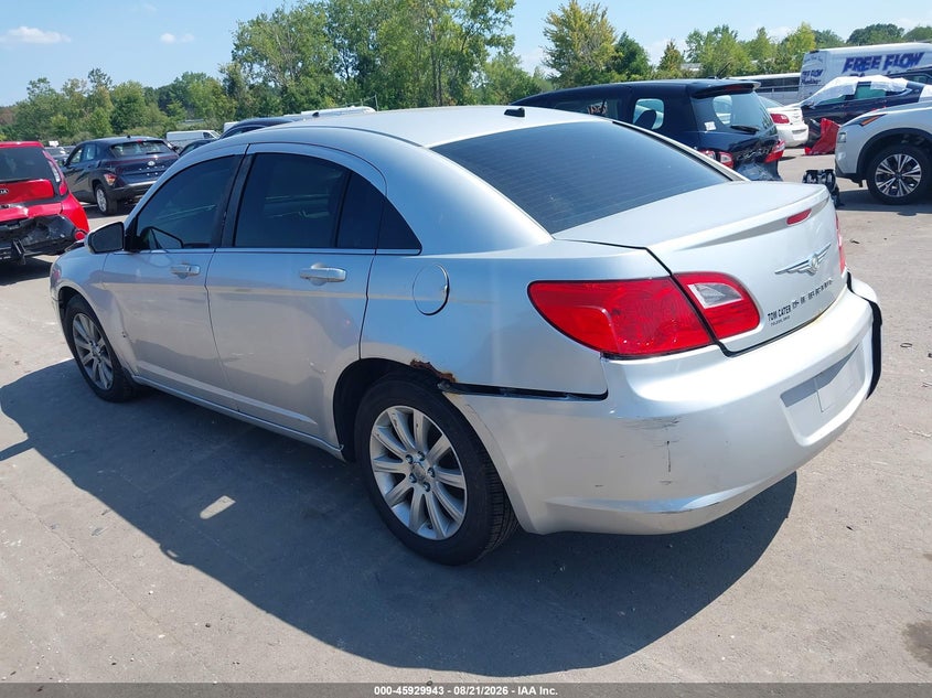 2010 CHRYSLER SEBRING auction photo 3