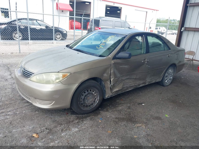 2005 TOYOTA CAMRY auction photo 2