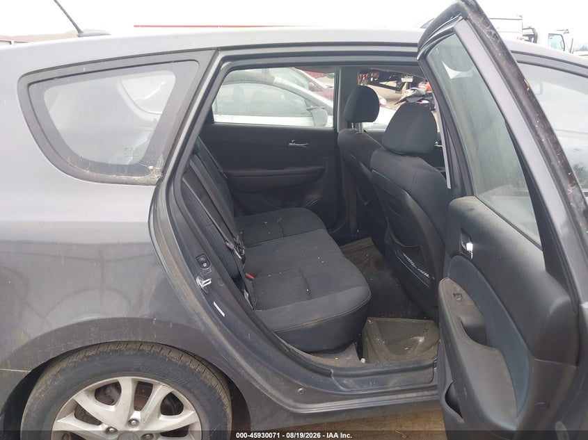 2009 HYUNDAI ELANTRA TOURING auction photo 8