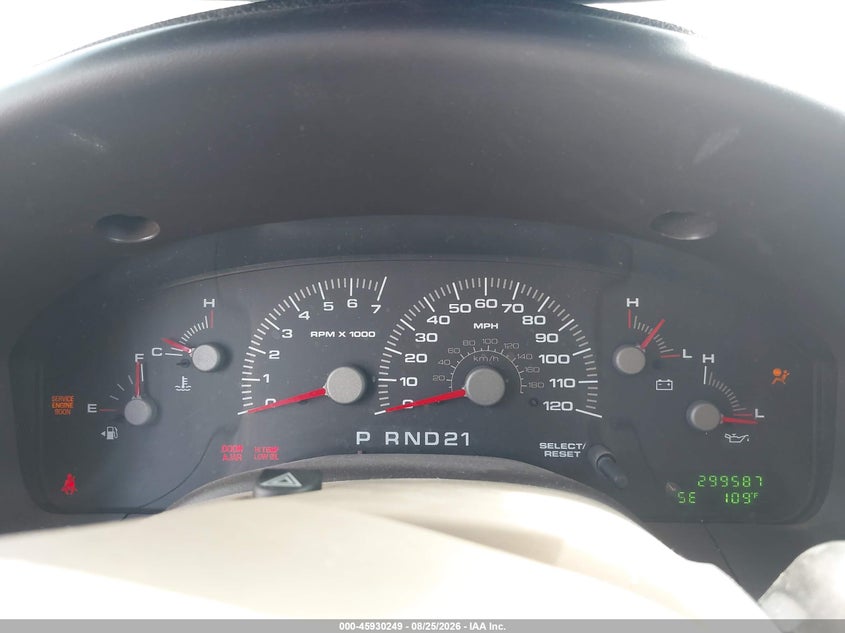2003 FORD EXPEDITION auction photo 7