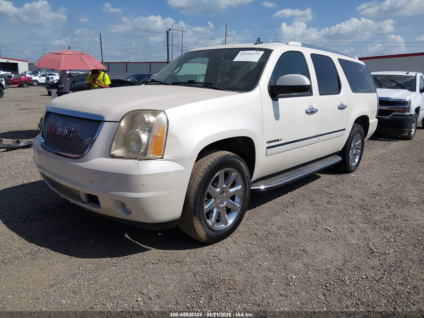 2009 GMC Yukon, Normal Wear & Tear, IAAI, VIN 1GKFC06209R296144 — photo 2