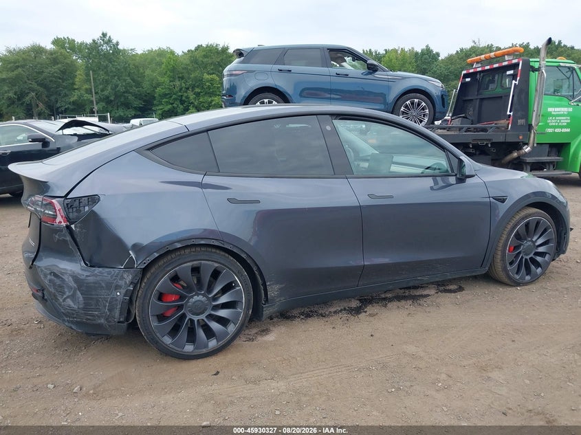 TESLA MODEL Y 2022 VIN 7SAYGDEF6NF326688