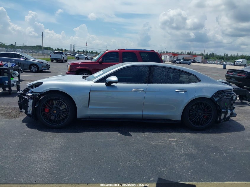 PORSCHE PANAMERA - zdjęcie 15