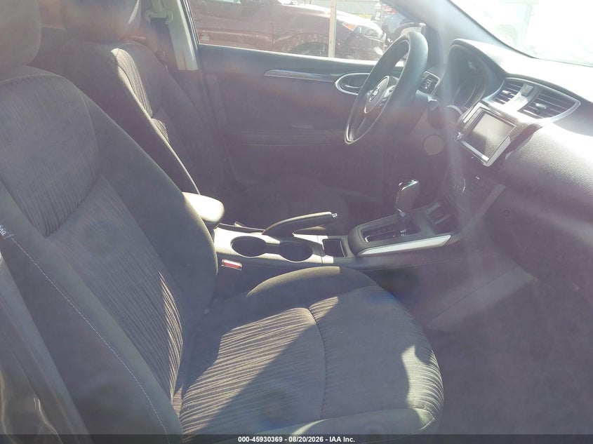 2019 NISSAN SENTRA auction photo 5