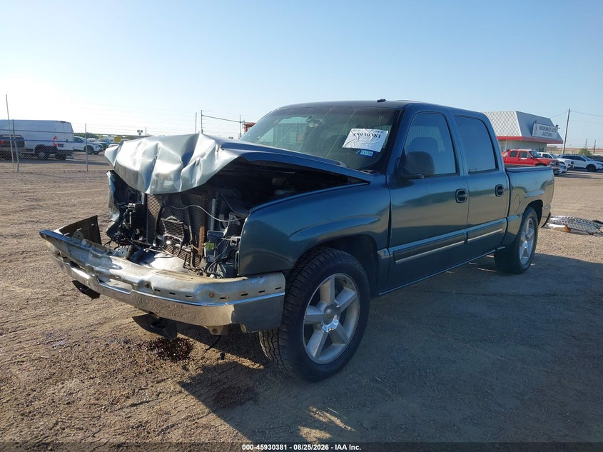 2006 Chevrolet Silverado, Front End, IAAI, VIN 2GCEC13T161175699 — photo 2