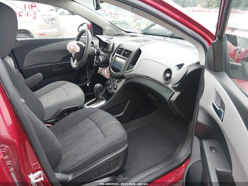 2016 CHEVROLET SONIC auction photo 5
