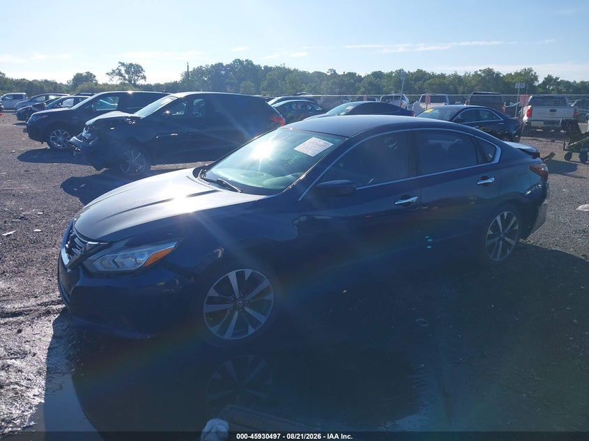 2017 NISSAN ALTIMA auction photo 2