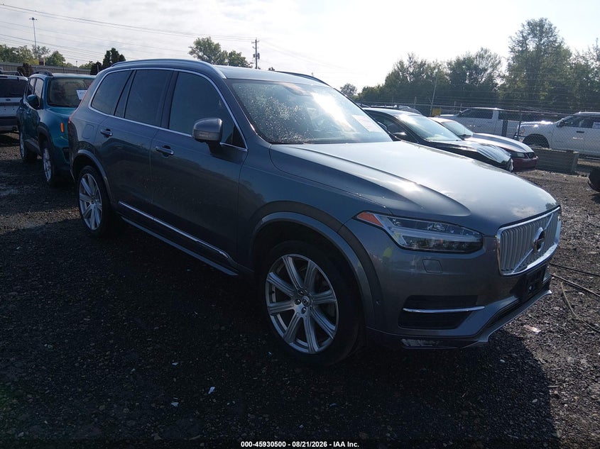 VOLVO XC90 - zdjęcie 1