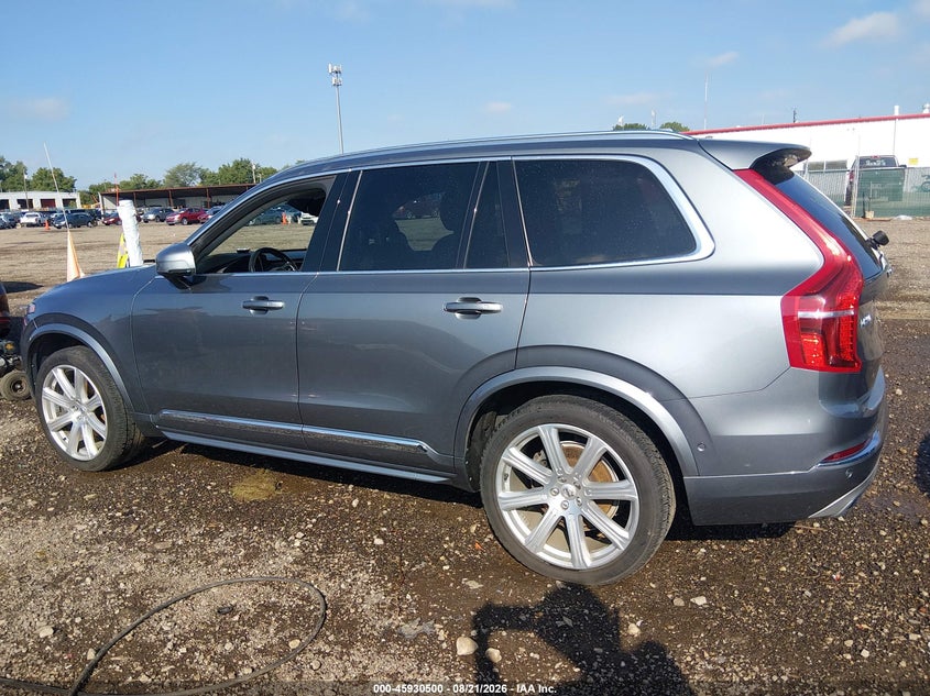 VOLVO XC90 - zdjęcie 14