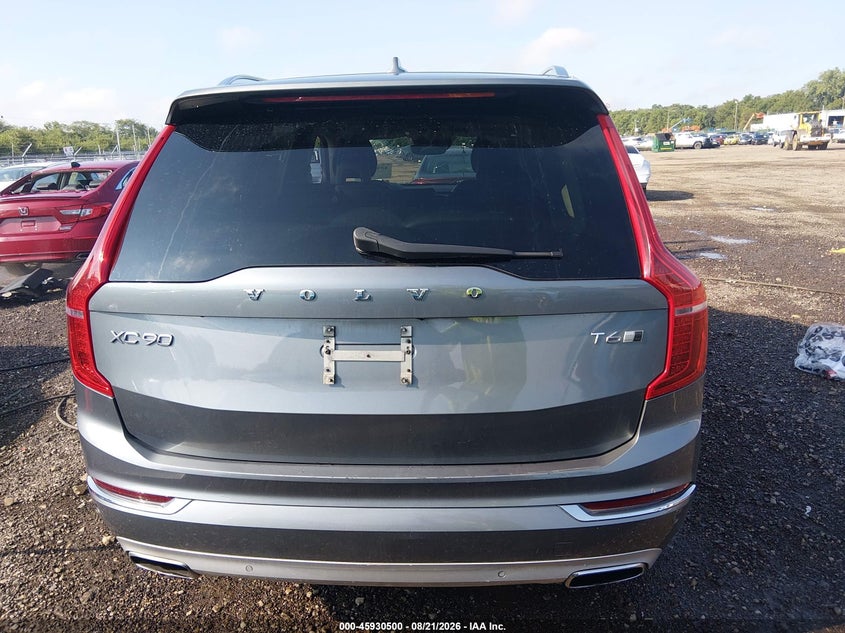 VOLVO XC90 - zdjęcie 16