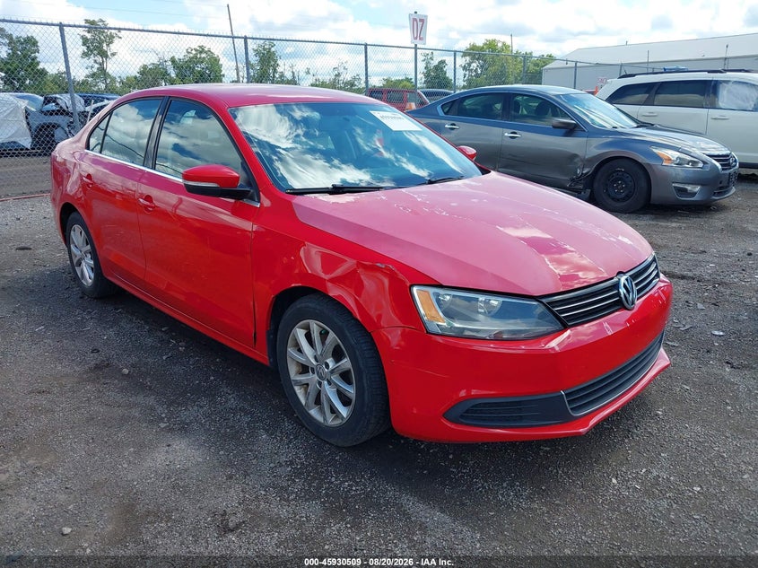 2013 VOLKSWAGEN JETTA auction photo 1