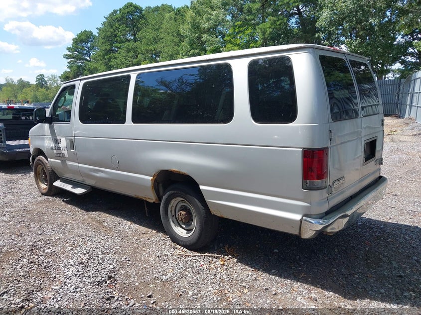 2006 FORD E-350 SUPER DUTY auction photo 3
