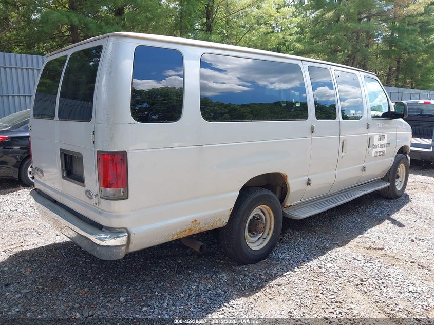 2006 FORD E-350 SUPER DUTY auction photo 4