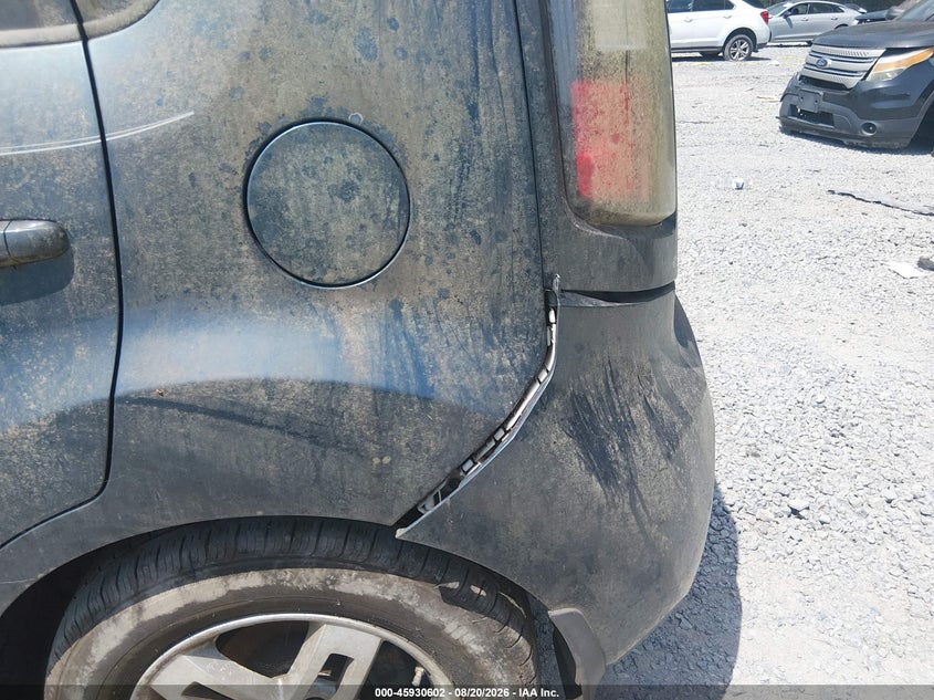 2011 KIA SOUL auction photo 6