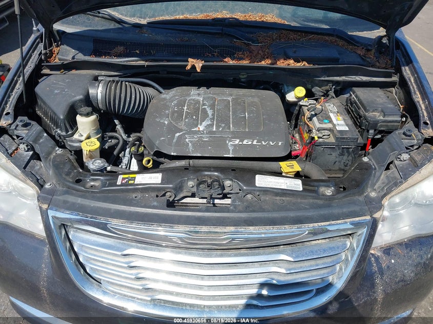 CHRYSLER TOWN & COUNTRY 2013 VIN 2C4RC1BG4DR595171