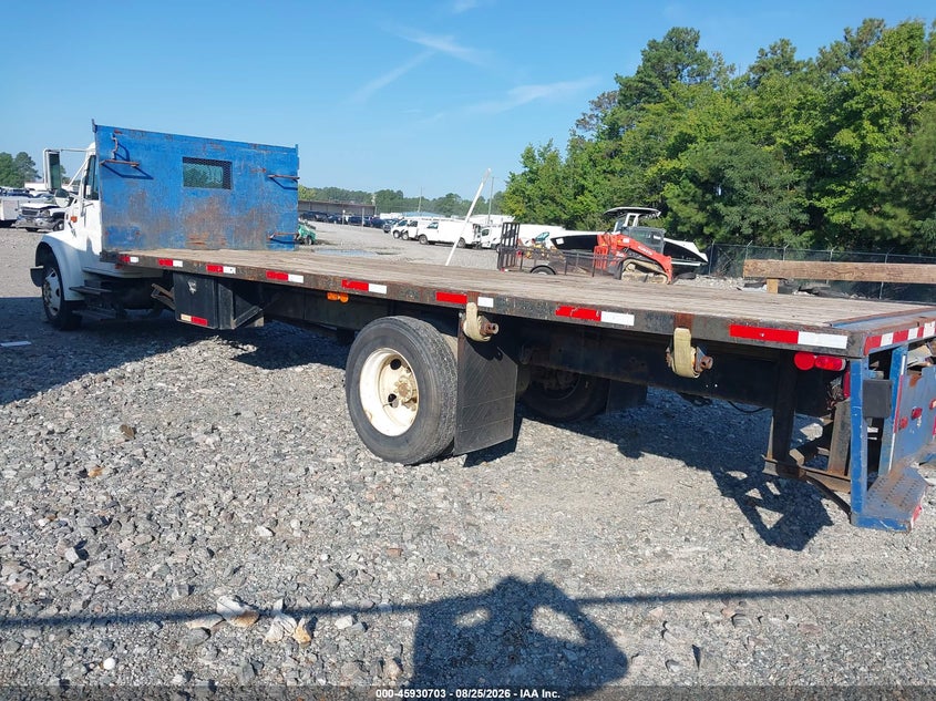 1999 INTERNATIONAL 4000 auction photo 3