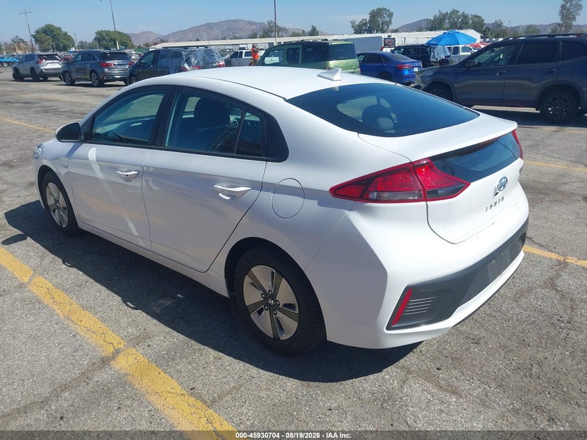 2020 HYUNDAI IONIQ HYBRID auction photo 3