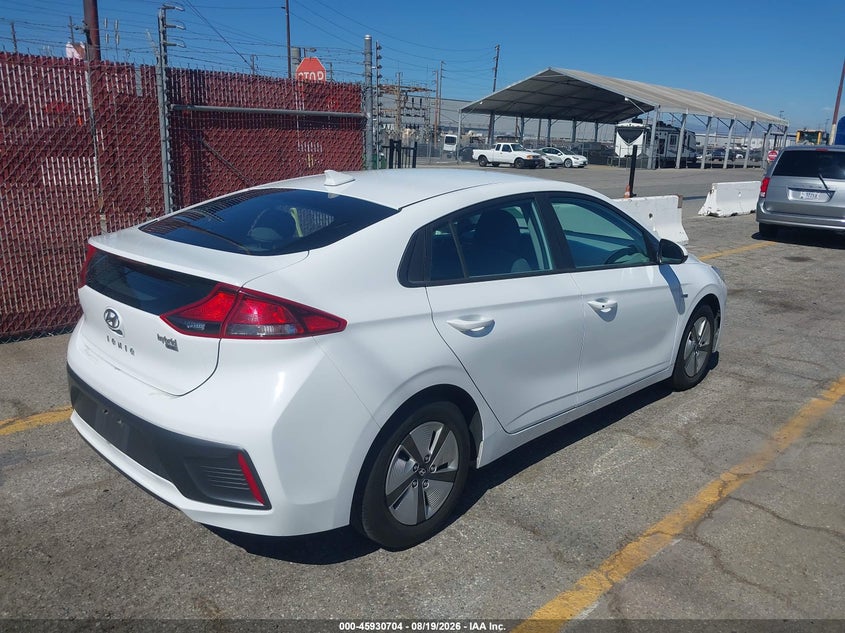 2020 HYUNDAI IONIQ HYBRID auction photo 4