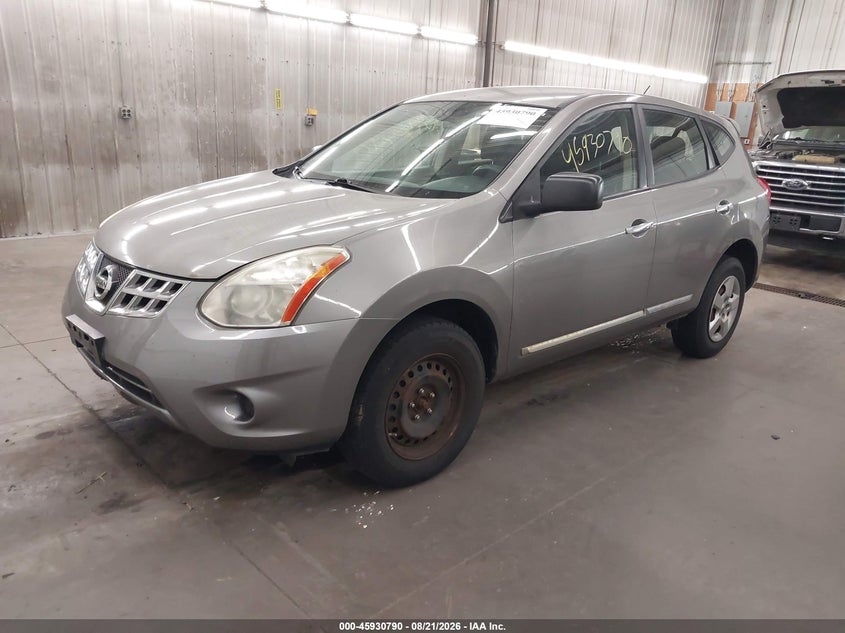 2013 NISSAN ROGUE auction photo 2