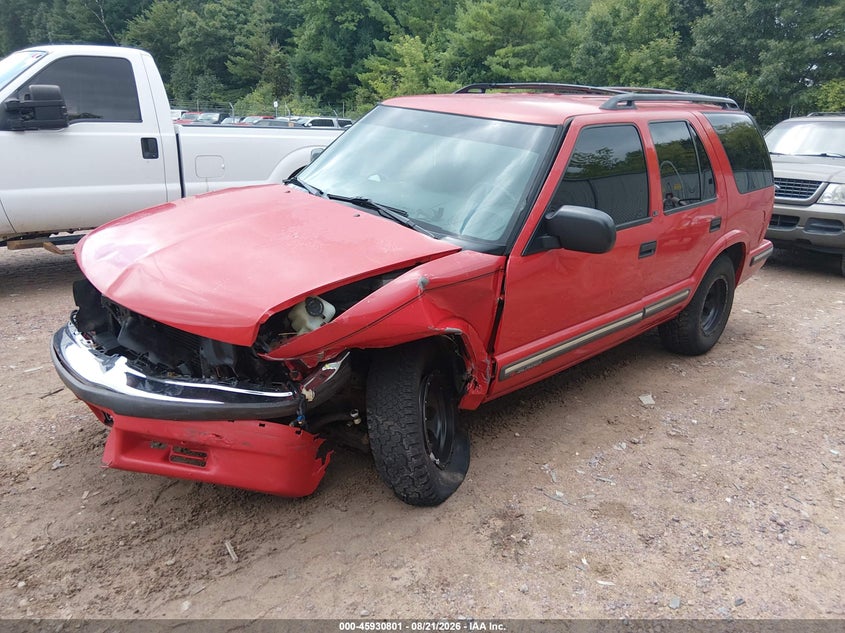 2000 CHEVROLET BLAZER auction photo 2