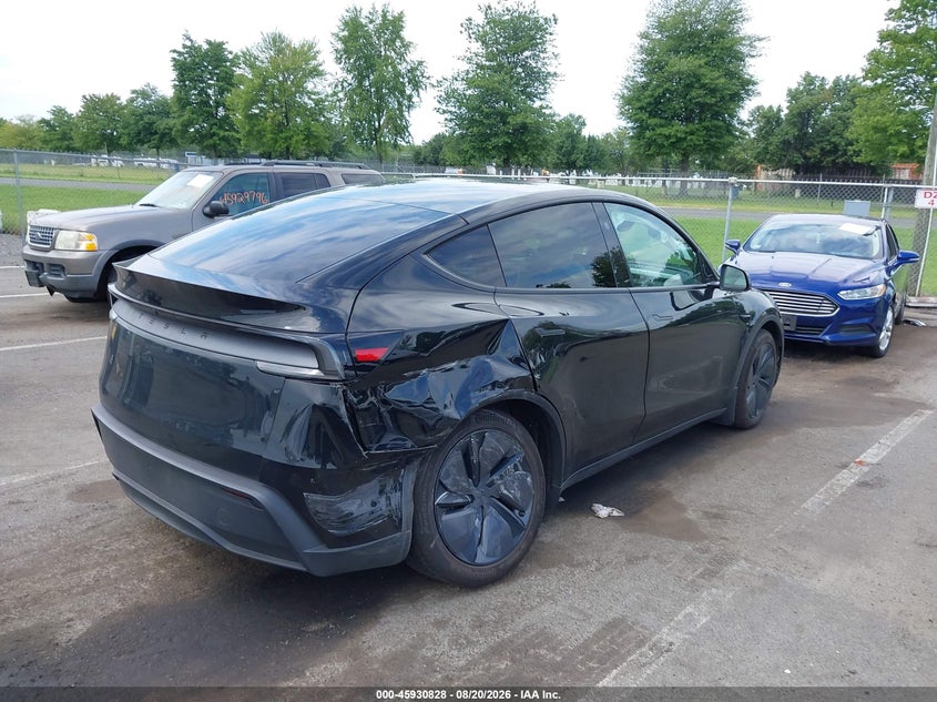 TESLA MODEL Y - zdjęcie 4