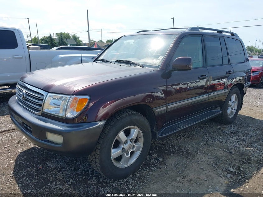 2005 TOYOTA LAND CRUISER auction photo 2