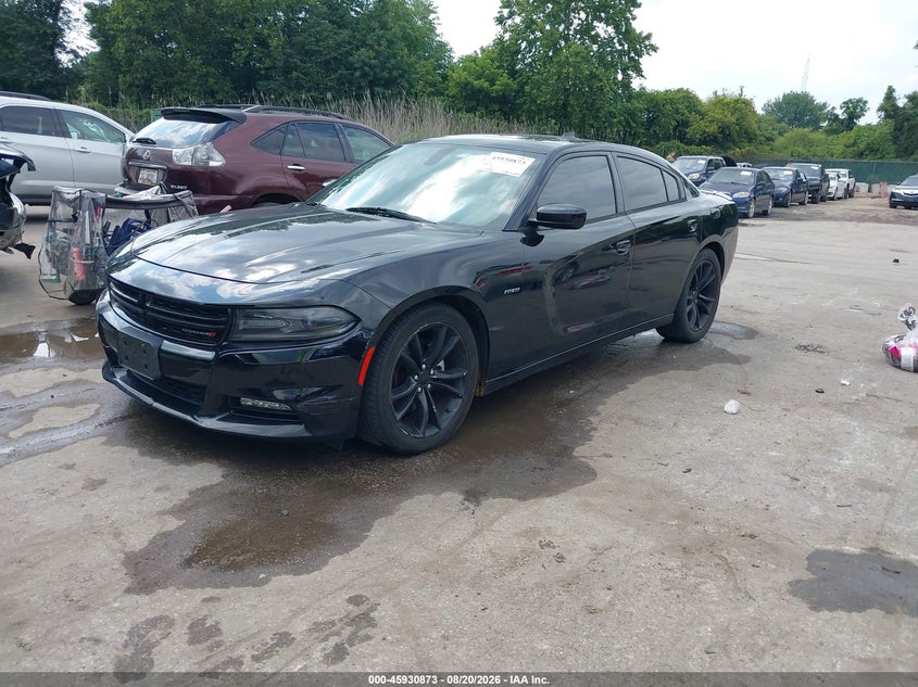 2015 Dodge Charger, Левый бок, IAAI, VIN 2C3CDXCTXFH907220 — фото 2