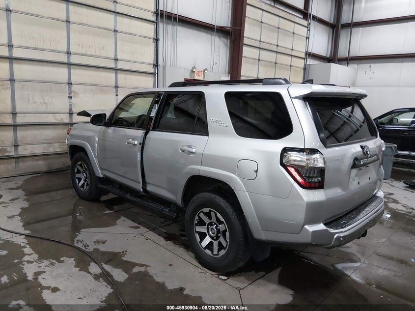 2022 TOYOTA 4RUNNER — zdjęcie 3