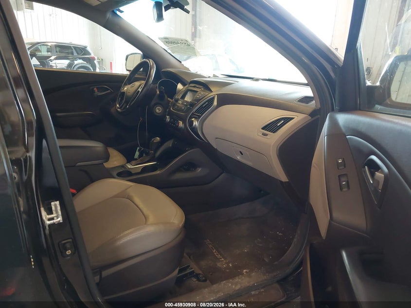2014 HYUNDAI TUCSON auction photo 5