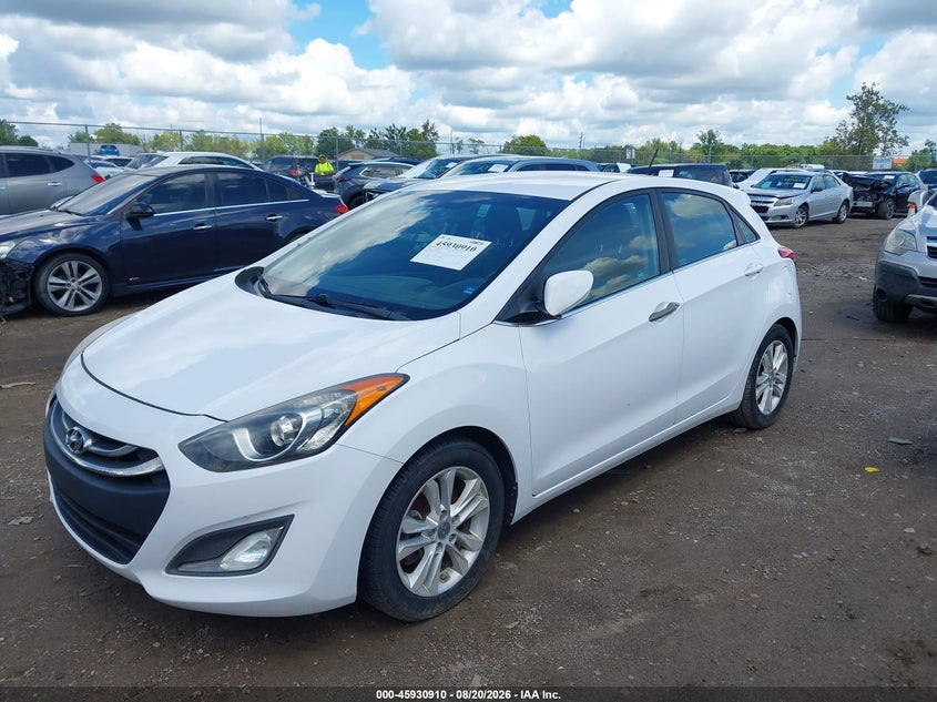 2014 HYUNDAI ELANTRA GT auction photo 2