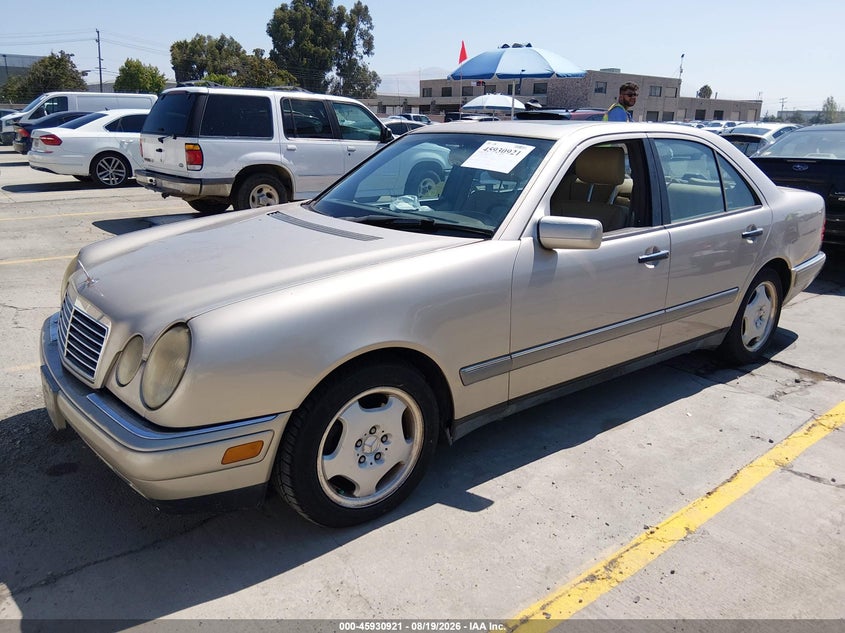 1997 Mercedes-Benz E-klasse, Обычный износ, IAAI, VIN WDBJF72F4VA283936 — фото 2
