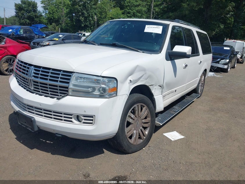 2011 LINCOLN NAVIGATOR SPORT UTILITY VEHICLE 5.4L V-8 VVT, 310HP