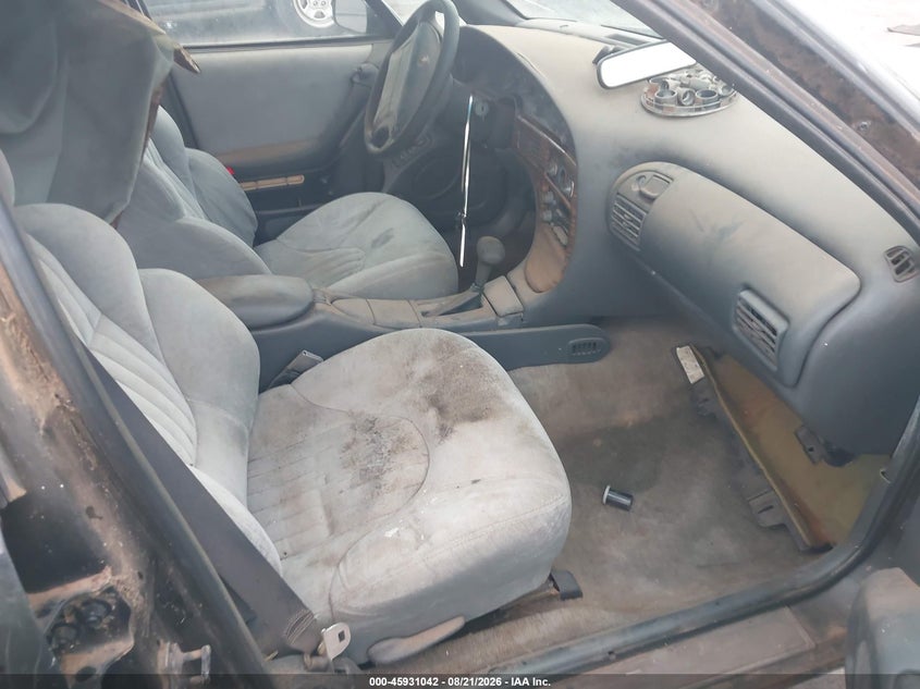 1992 PONTIAC BONNEVILLE auction photo 5