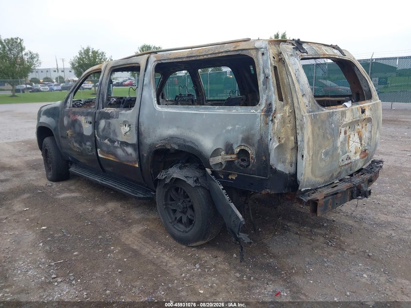 2010 CHEVROLET SUBURBAN 1500 auction photo 3