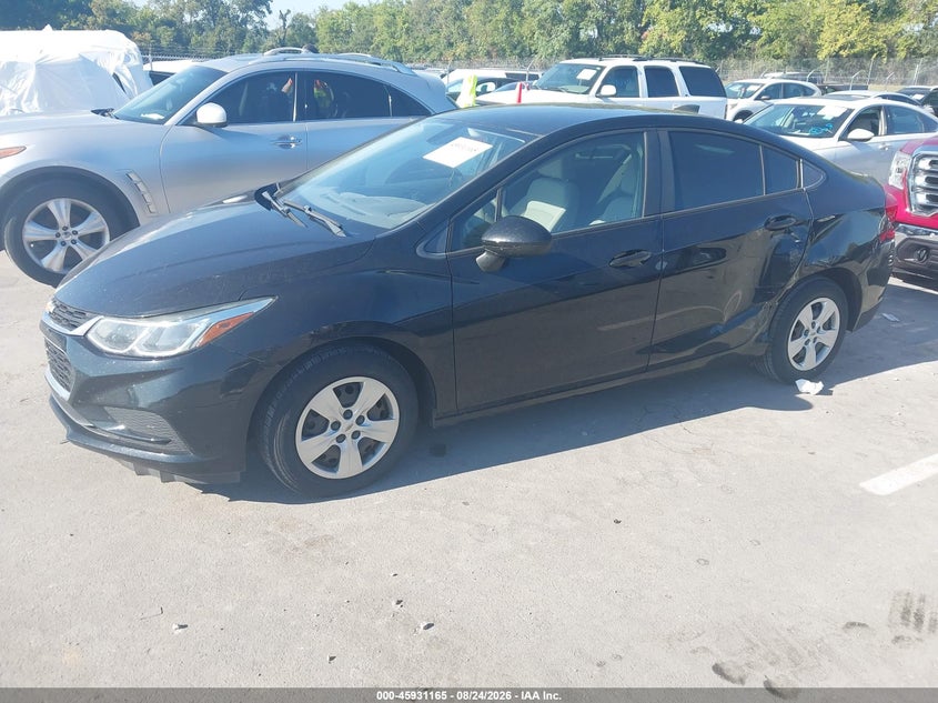2018 CHEVROLET CRUZE auction photo 2