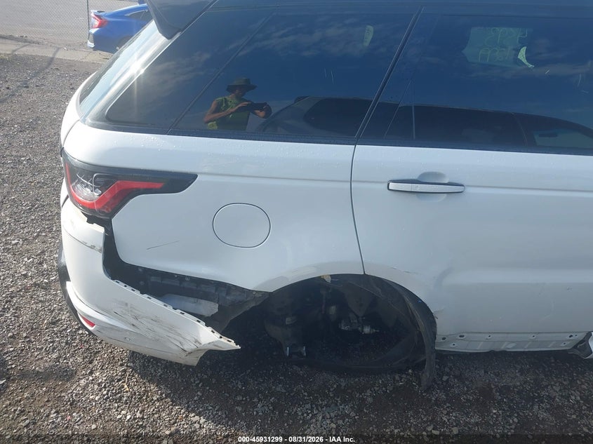 2019 LAND ROVER RANGE ROVER SPORT auction photo 6