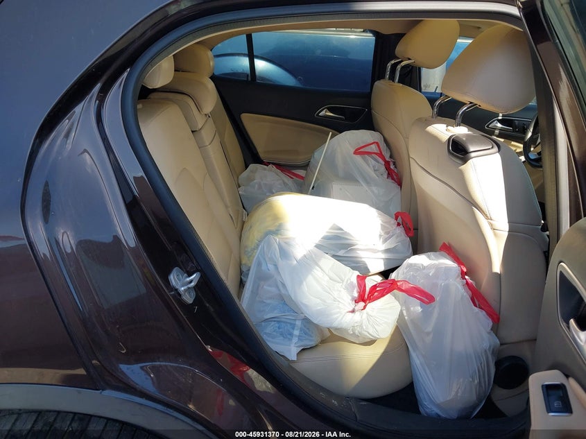 2016 MERCEDES-BENZ GLA 250 auction photo 8