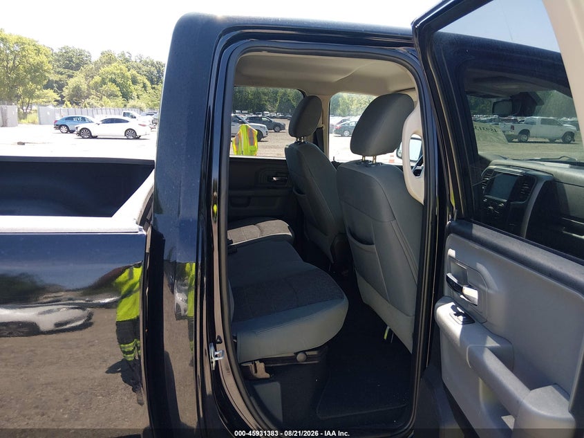 2014 RAM 1500 auction photo 8