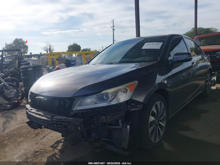 2017 HONDA ACCORD HYBRID auction photo 2