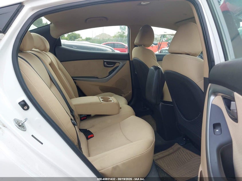 2012 HYUNDAI ELANTRA auction photo 8