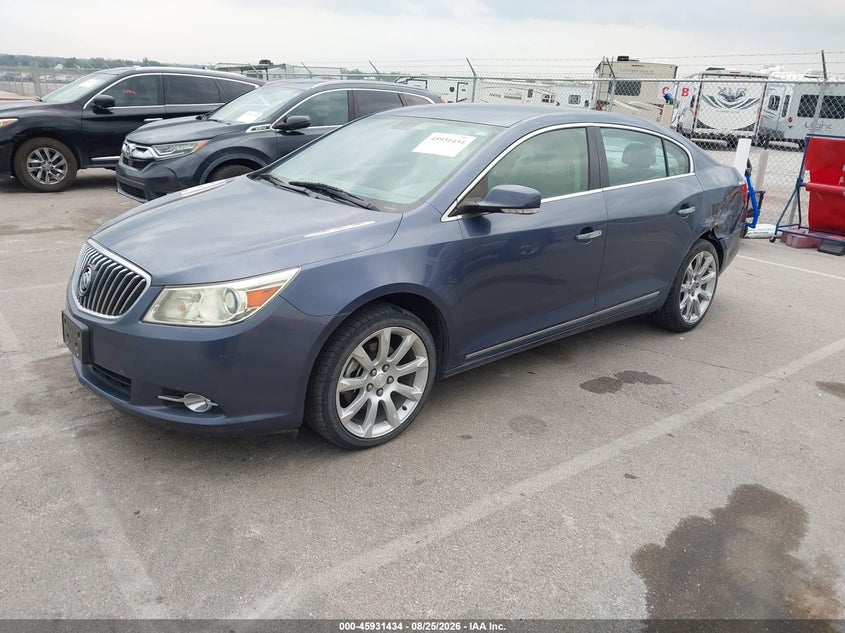 2013 Buick LaCrosse, Левый зад, IAAI, VIN 1G4GJ5E35DF325673 — фото 2