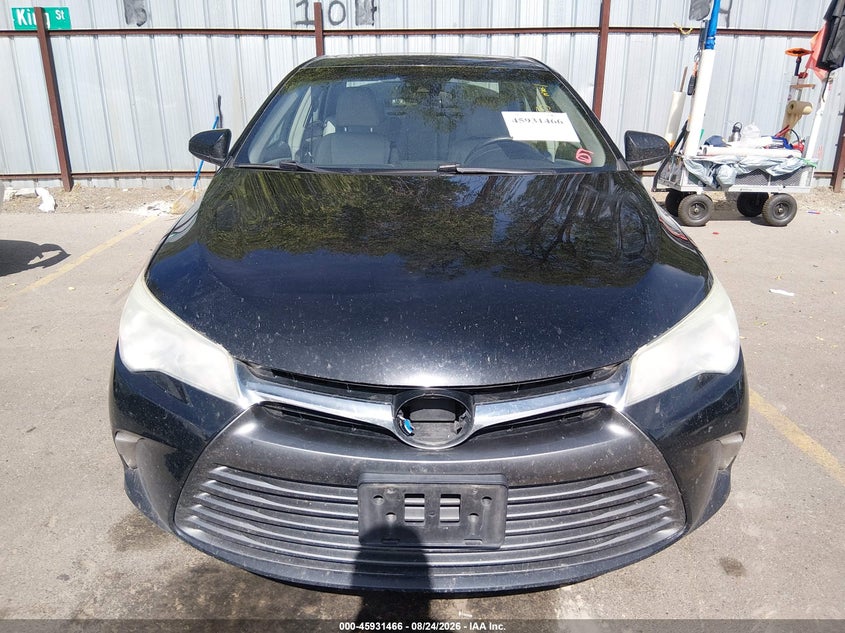 Photo 13 - TOYOTA CAMRY HYBRID
