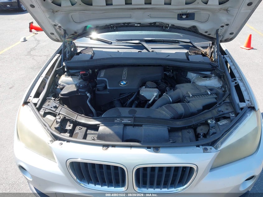 BMW X1 2013 VIN WBAVM1C57DVW44155