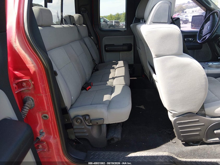2004 FORD F-150 auction photo 8