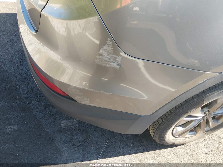 2015 HYUNDAI SANTA FE SPORT auction photo 6