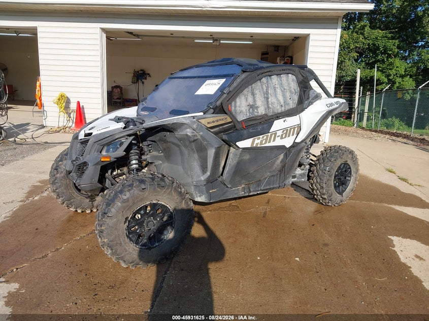 CAN-AM MAVERICK X3 2023