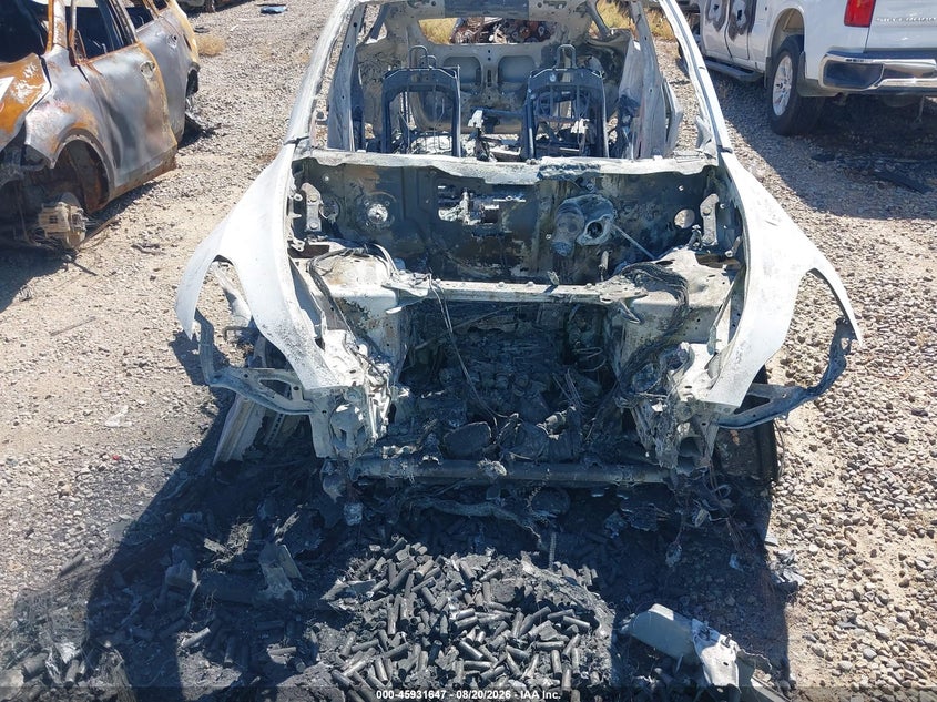 TESLA MODEL Y 2024 VIN 7SAYGDEF7RF057767