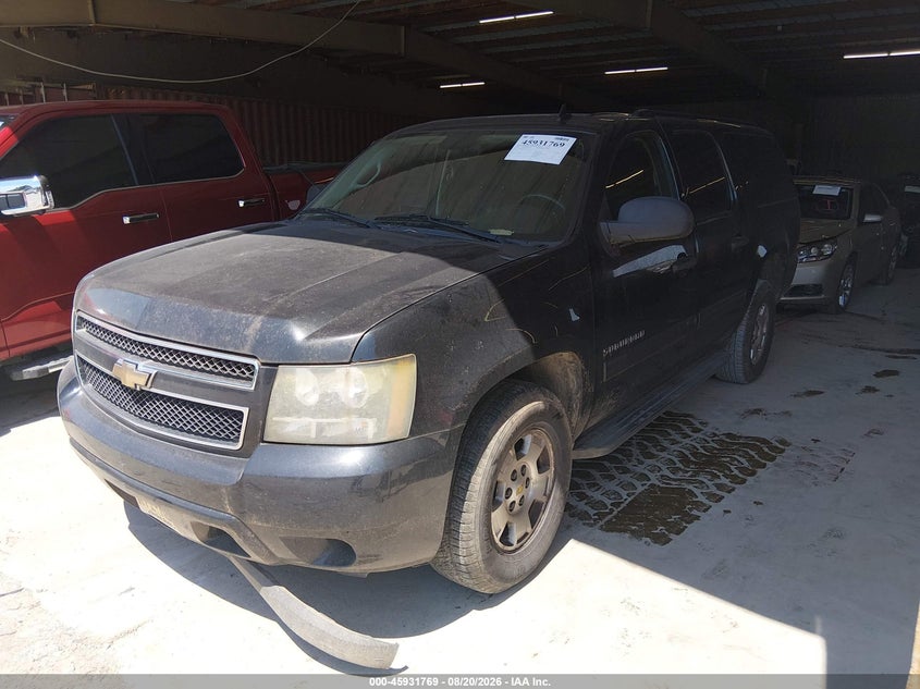 2010 CHEVROLET SUBURBAN 1500 — zdjęcie 2